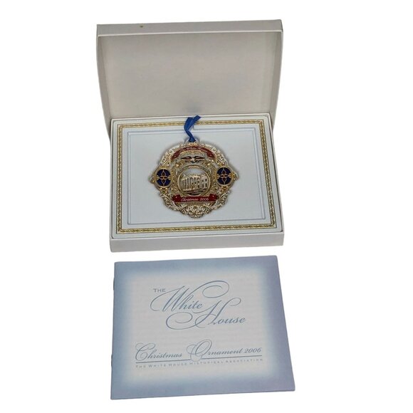 The White House Historical Assoc Christmas 2006 Ornament Booklet Holiday Decor - Picture 1 of 13